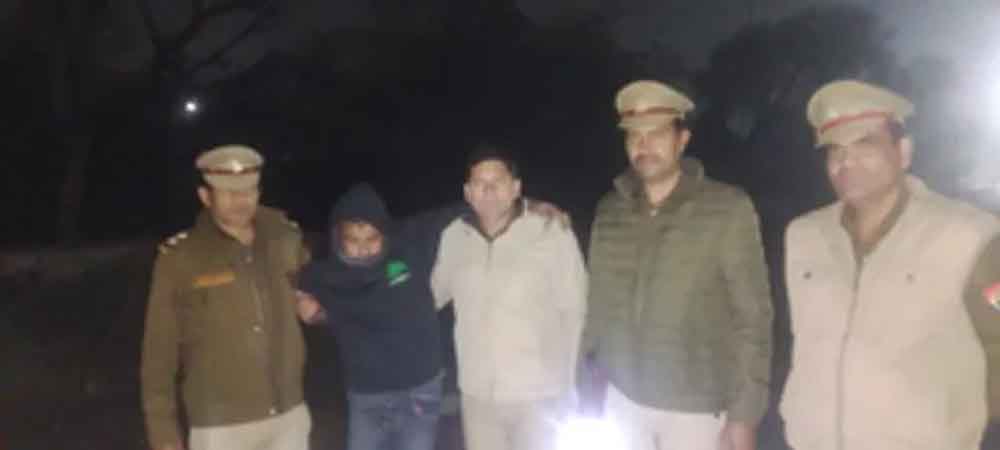 गाजियाबाद : पुलिस और गोकशों के बीच मुठभेड़, दो गिरफ्तार