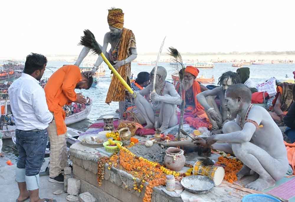 महाकुंभ आरंभ के बाद से निरंतर बढ़ती जा रही श्रद्धालुओं की संख्या, काशी धाम में एक महीने में आया इतने करोड़ का दान