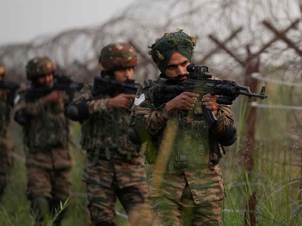 LoC पर गोलीबारी और IED धमाके के बाद बड़ा फैसला, भारत और पाकिस्तान के बीच आज फ्लैग मीटिंग