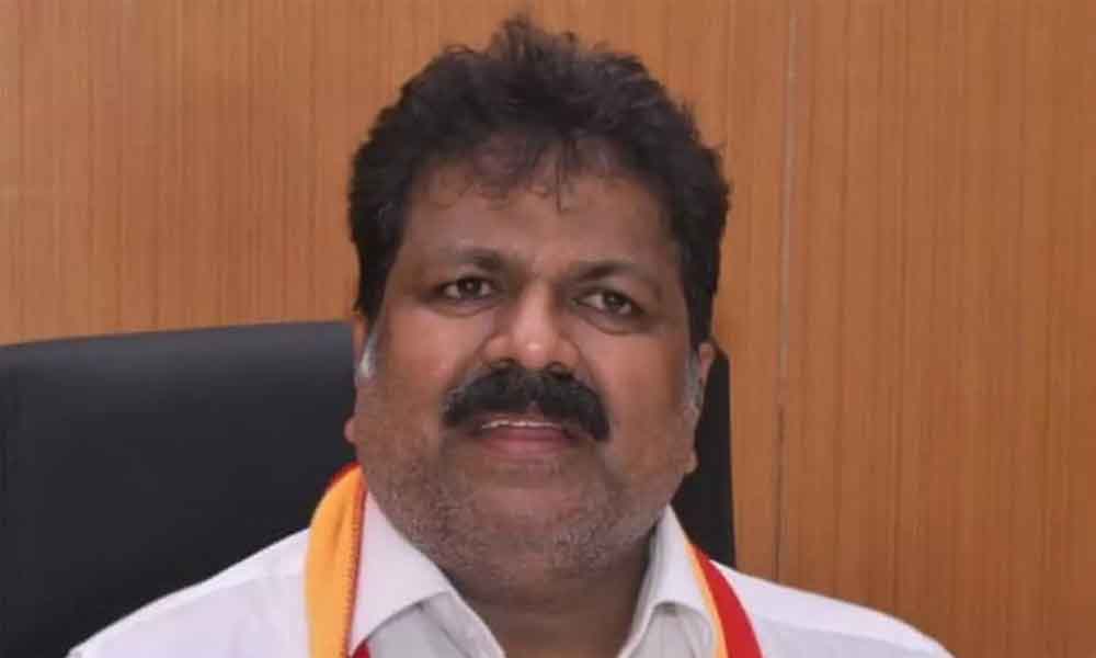 गो तस्करों को देखते ही गोली मारने का आदेश दूंगा: कर्नाटक के मंत्री गो तस्करों को देखते ही गोली मारने का आदेश दूंगा: कर्नाटक के मंत्री