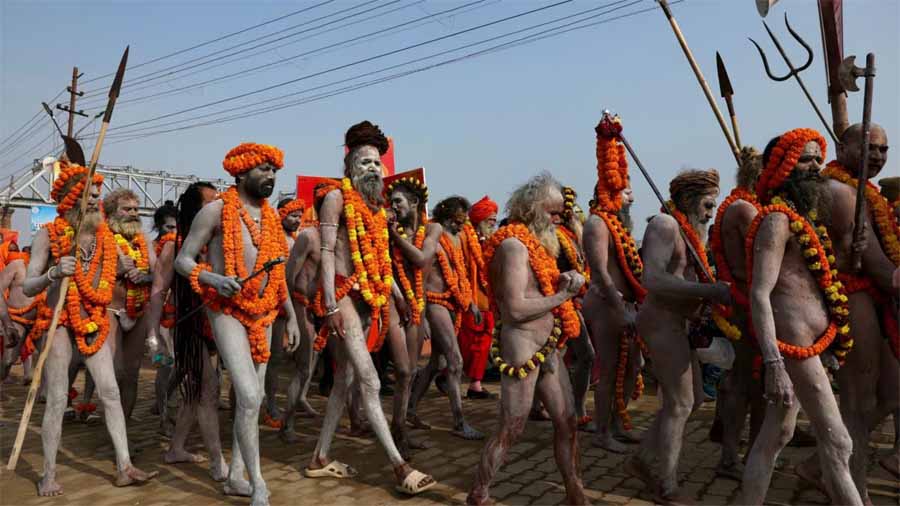 होली से पहले नागा साधु की काशी में पंचकोशी परिक्रमा, जाने क्या है महत्व? होली से पहले नागा साधु की काशी में पंचकोशी परिक्रमा, जाने क्या है महत्व?