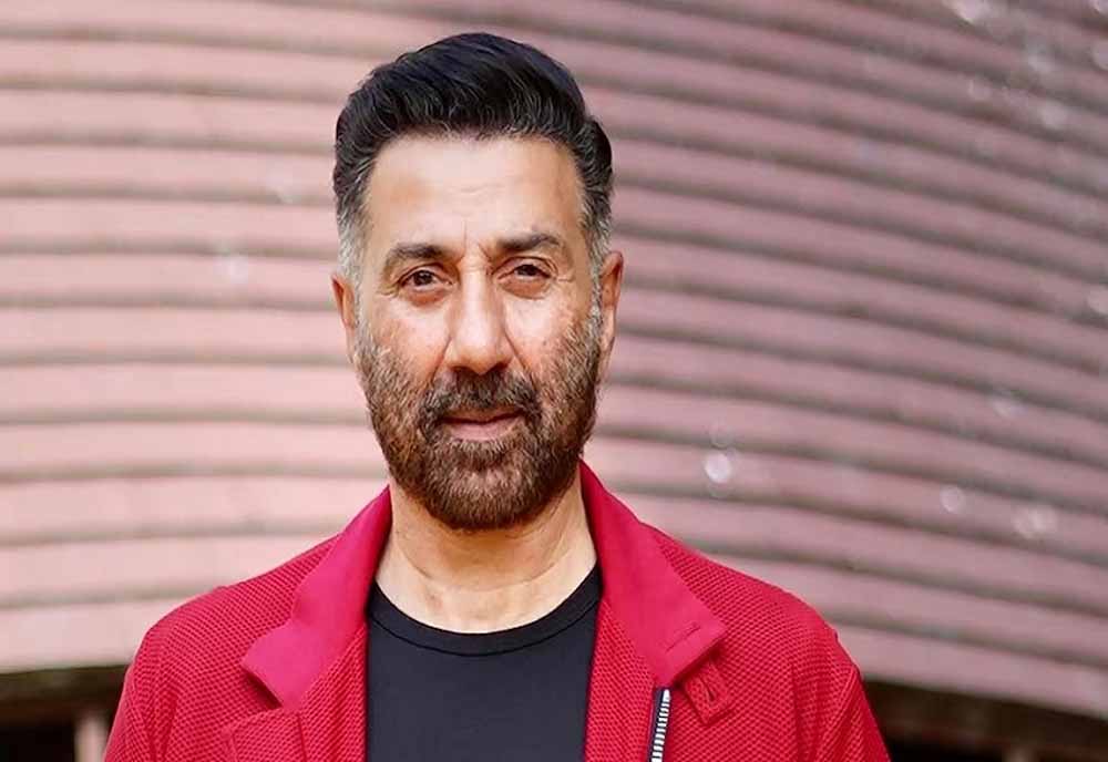 शर्मीलेपन को दूर करने और अभिनय में निपुण बनने के लिए सनी देओल चले गए थे विदेश शर्मीलेपन को दूर करने और अभिनय में निपुण बनने के लिए सनी देओल चले गए थे विदेश