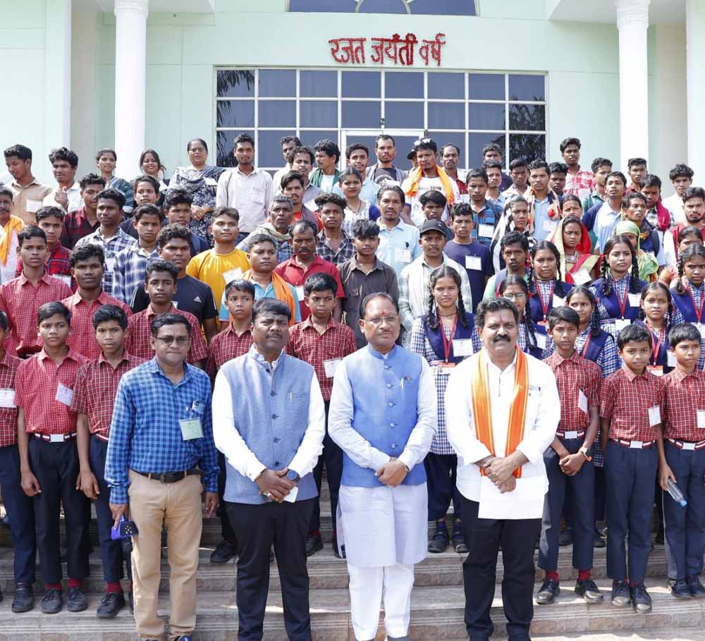 अबूझमाड़ के विकास को गति देना हमारी प्राथमिकता : मुख्यमंत्री विष्णुदेव साय अबूझमाड़ के विकास को गति देना हमारी प्राथमिकता : मुख्यमंत्री विष्णुदेव साय