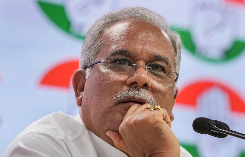 पूर्व मुख्यमंत्री भूपेश बघेल की बढ़ी मुश्किलें, CBI ने लगाया रिवीजन पीटीशन पूर्व मुख्यमंत्री भूपेश बघेल की बढ़ी मुश्किलें, CBI ने लगाया रिवीजन पीटीशन