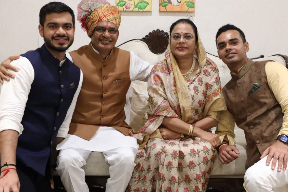 कार्तिकेय और कुणाल का अब सम्मिलित रिसेप्शन 18 मार्च को दिल्ली में आयोजित कार्तिकेय और कुणाल का अब सम्मिलित रिसेप्शन 18 मार्च को दिल्ली में आयोजित