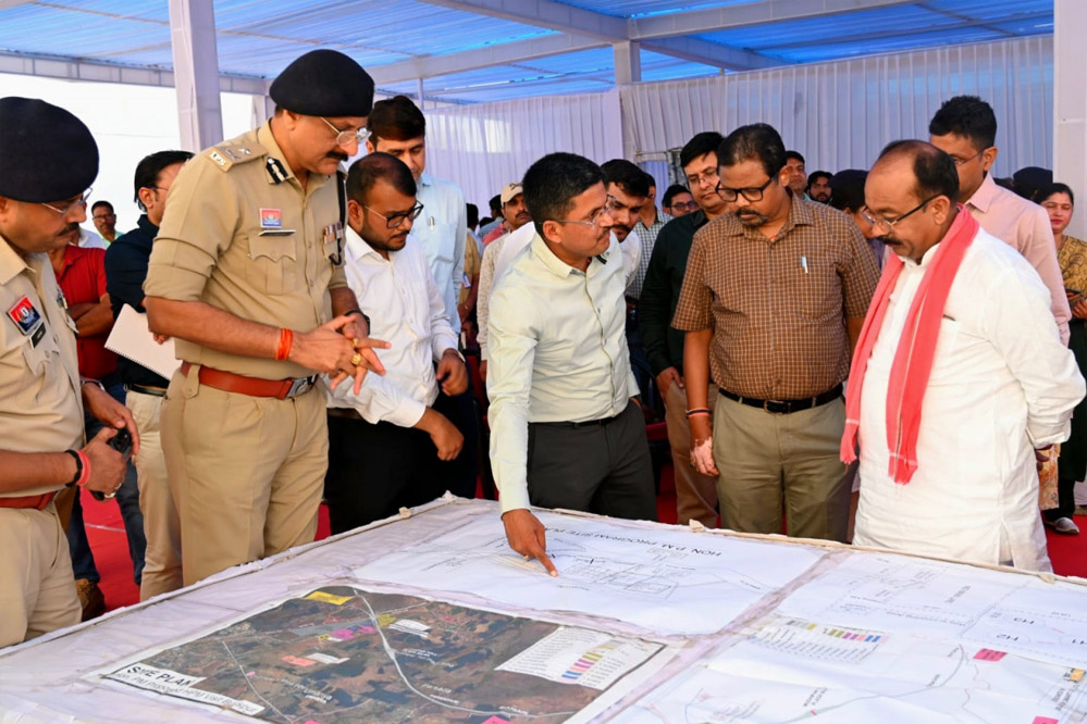 रायपुर : प्रधानमंत्री के प्रवास को लेकर लोगों में भारी उत्साह : अरुण साव रायपुर : प्रधानमंत्री के प्रवास को लेकर लोगों में भारी उत्साह : अरुण साव