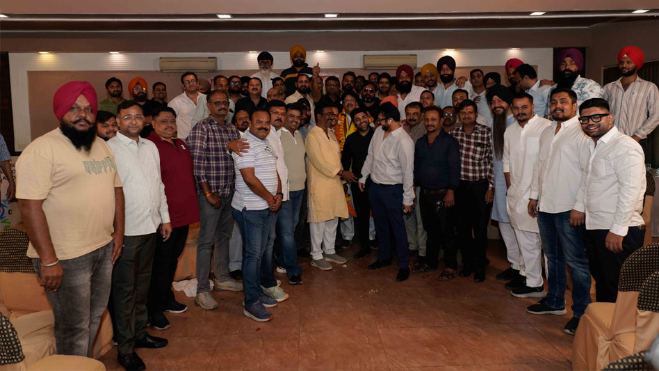 छत्तीशगढ़ सीमेंट ट्रांसपॉर्ट वेलफेयर एसोसिएशन की आमसभा में  अंजय का कार्यकाल 3 वर्ष बढ़ाया