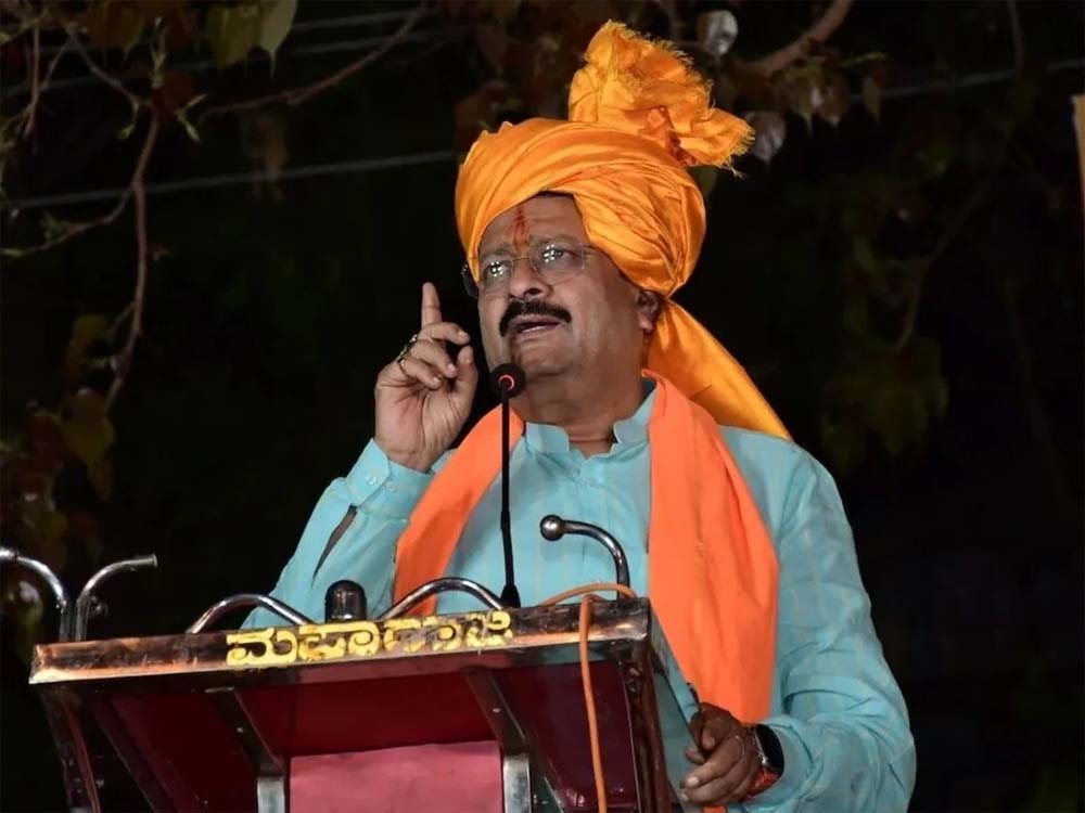 कर्नाटक में पूर्व भाजपा विधायक बसनगौड़ा पाटिल यतनाल ने राज्य में एक नए ‘हिंदू पार्टी’ के गठन का संकेत दिया