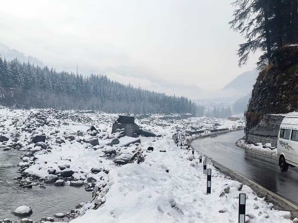 पश्चिमी विक्षोभ की वजह से उत्तर भारत का मौसम एक बार फिर करवट लेने वाला है, जम्मू से यूपी तक होली में भी बरसेंगे बादल!