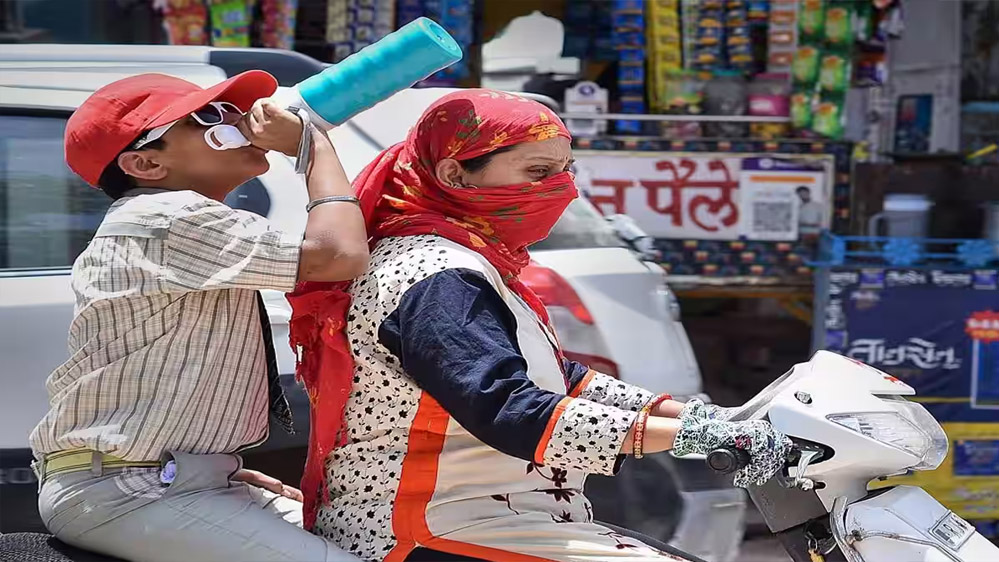 मध्यप्रदेश में पहली बार 7 शहरों में पारा 40° पार, अगले 2 दिन रहेगी थोड़ी राहत मध्यप्रदेश में पहली बार 7 शहरों में पारा 40° पार, अगले 2 दिन रहेगी थोड़ी राहत