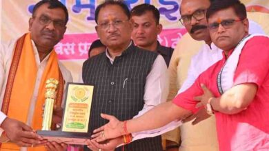 मुख्यमंत्री विष्णुदेव साय श्री हरि अखंड संकीर्तन नाम यज्ञ में हुए शामिल