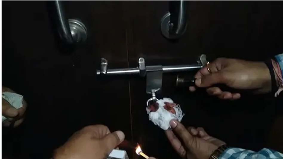 दमोह में मिशन अस्पताल की कैथ लैब को  जिला प्रशासन ने किया सील, आरोपी डॉक्टर पर लगा था 5 साल बैन