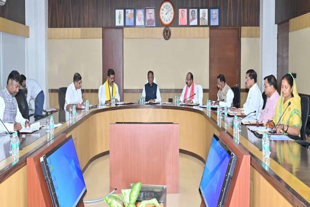मुख्यमंत्री विष्णु देव साय की अध्यक्षता में आयोजित कैबिनेट की बैठक में अनेक महत्वपूर्ण निर्णय लिए गए मुख्यमंत्री विष्णु देव साय की अध्यक्षता में आयोजित कैबिनेट की बैठक में अनेक महत्वपूर्ण निर्णय लिए गए