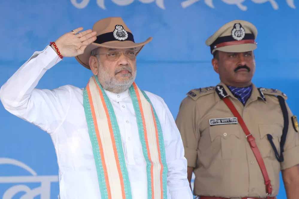 गृह मंत्री अमित शाह ने कहा कि नक्सलियों का तिरुपति से पशुपतिनाथ तक का सपना तबाह हो गया गृह मंत्री अमित शाह ने कहा कि नक्सलियों का तिरुपति से पशुपतिनाथ तक का सपना तबाह हो गया