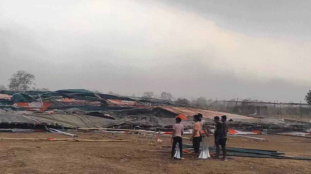 बिलासपुर में आंधी-तूफान से अनिरुद्धाचार्य का पंडाल तहस-नहस हो गया, कई हिस्सों में आज भी बारिश का अलर्ट