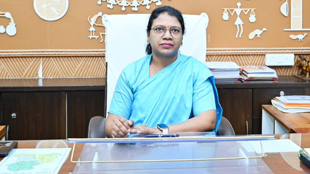 जनदर्शन में प्राप्त आवेदनों का त्वरित निराकरण करने कलेक्टर ने दिए निर्देश जनदर्शन में प्राप्त आवेदनों का त्वरित निराकरण करने कलेक्टर ने दिए निर्देश