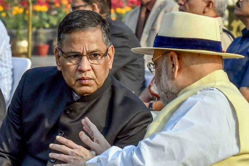 आलाधिकारियों के साथ गुप्त बैठक करेने देश के खुफिया चीफ तपन डेका पहुंचे छत्तीसगढ़ आलाधिकारियों के साथ गुप्त बैठक करेने देश के खुफिया चीफ तपन डेका पहुंचे छत्तीसगढ़