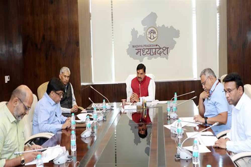 शासकीय परिसम्पत्तियों का शासन हित में करें समुचित उपयोग: मुख्यमंत्री डॉ. यादव शासकीय परिसम्पत्तियों का शासन हित में करें समुचित उपयोग: मुख्यमंत्री डॉ. यादव