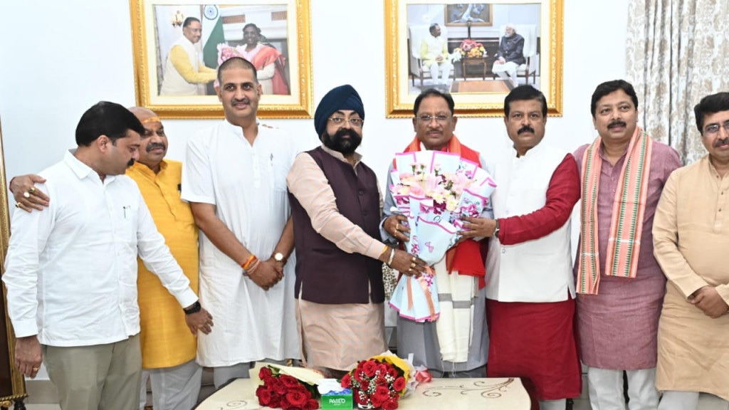 मुख्यमंत्री श्री साय से निगम तथा मंडल के नव नियुक्त अध्यक्षों ने की सौजन्य मुलाकात मुख्यमंत्री श्री साय से निगम तथा मंडल के नव नियुक्त अध्यक्षों ने की सौजन्य मुलाकात