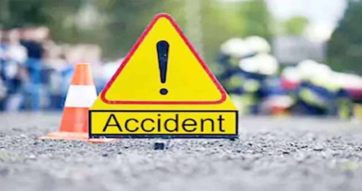जमशेदपुर में भीषण सड़क हादसा, ऑटो और बाइक में टक्कर,  3 लोगों की मौत, 6 घायल