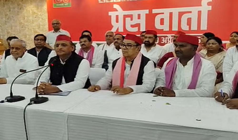 अखिलेश यादव ने योगी सरकार पर जमकर निशाना साधा, सच्चाई छिपाने और झूठ फैलाने में माहिर है भाजपा अखिलेश यादव ने योगी सरकार पर जमकर निशाना साधा, सच्चाई छिपाने और झूठ फैलाने में माहिर है भाजपा