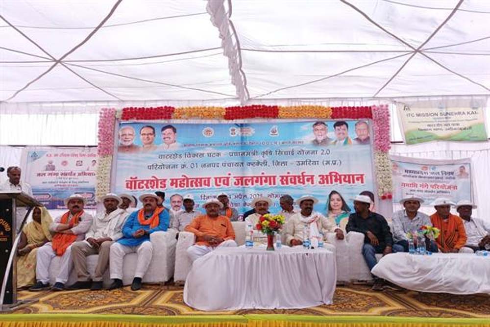 तालाबों और कुओं को साफ रखें, वर्षा जल संचयन करें, जल आज सहेजेंगे तो हर खेत को मिलेगा कल