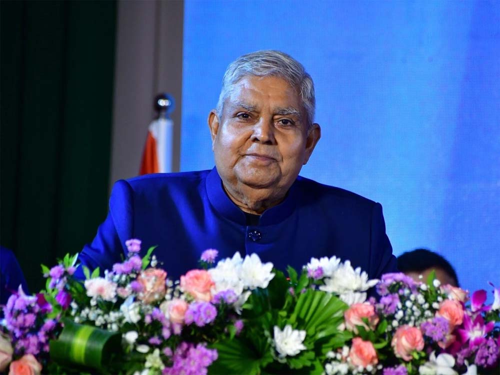 उपराष्ट्रपति जगदीप धनखड़ ने संविधान के अनुच्छेद 142 में प्रदत्त सुप्रीम कोर्ट की शक्तियों पर सवाल खड़े किए उपराष्ट्रपति जगदीप धनखड़ ने संविधान के अनुच्छेद 142 में प्रदत्त सुप्रीम कोर्ट की शक्तियों पर सवाल खड़े किए
