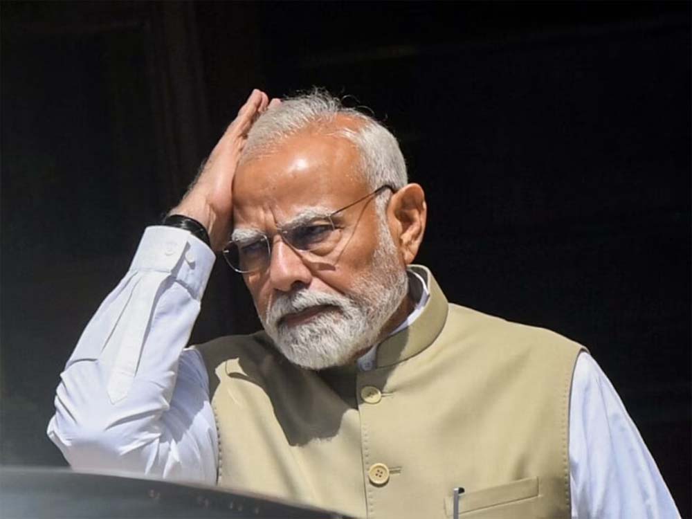 भाजपा के नेतृत्व वाली एनडीए सरकार ने कसी कमर, वक्फ बिल पर वोटिंग के लिए भाजपा ने जारी की व्हिप भाजपा के नेतृत्व वाली एनडीए सरकार ने कसी कमर, वक्फ बिल पर वोटिंग के लिए भाजपा ने जारी की व्हिप