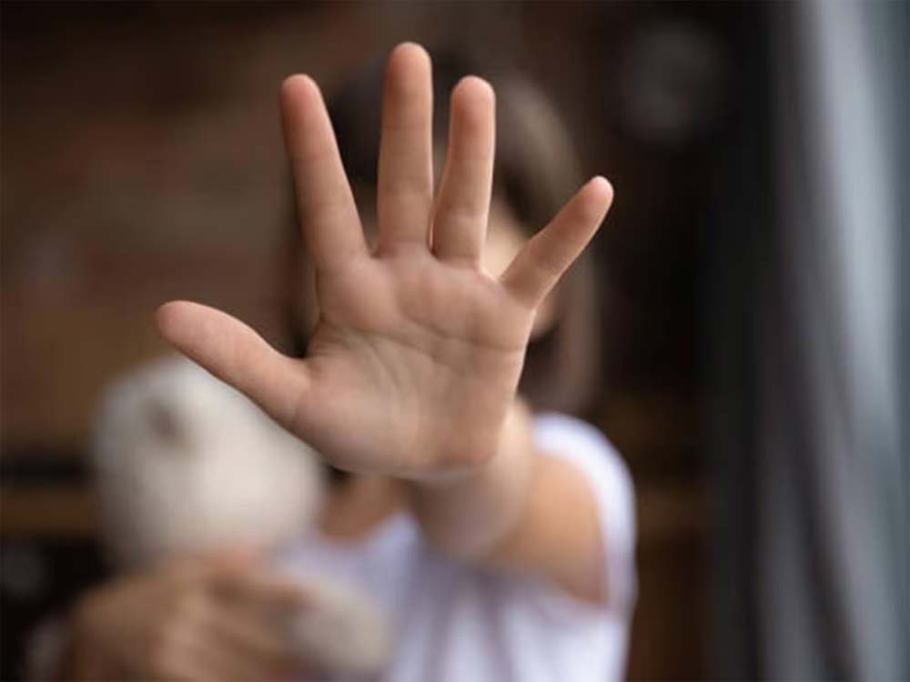 मणिपुर: ‘मानसिक रूप से अक्षम’ नाबालिग लड़की के साथ कथित तौर पर बलात्कार किया गया और उसकी हत्या कर दी