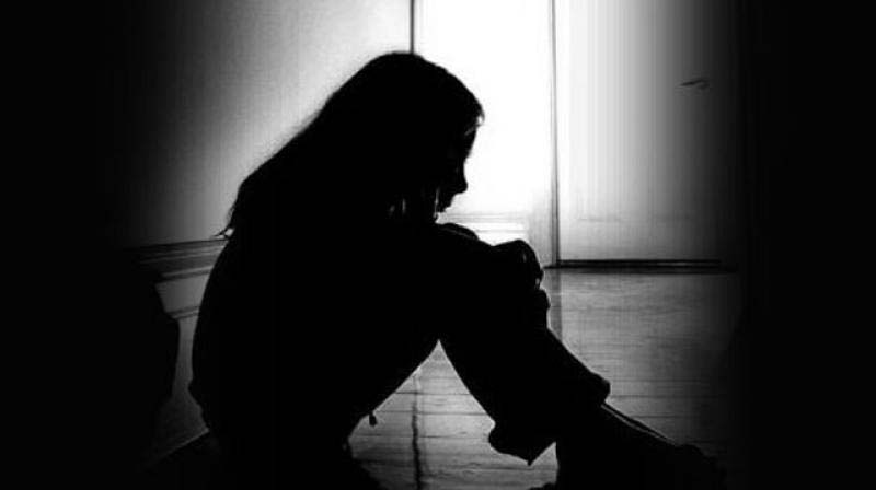 बिलासपुर में नाबालिग से दुष्कर्म, आरोपी गिरफ्तार बिलासपुर में नाबालिग से दुष्कर्म, आरोपी गिरफ्तार