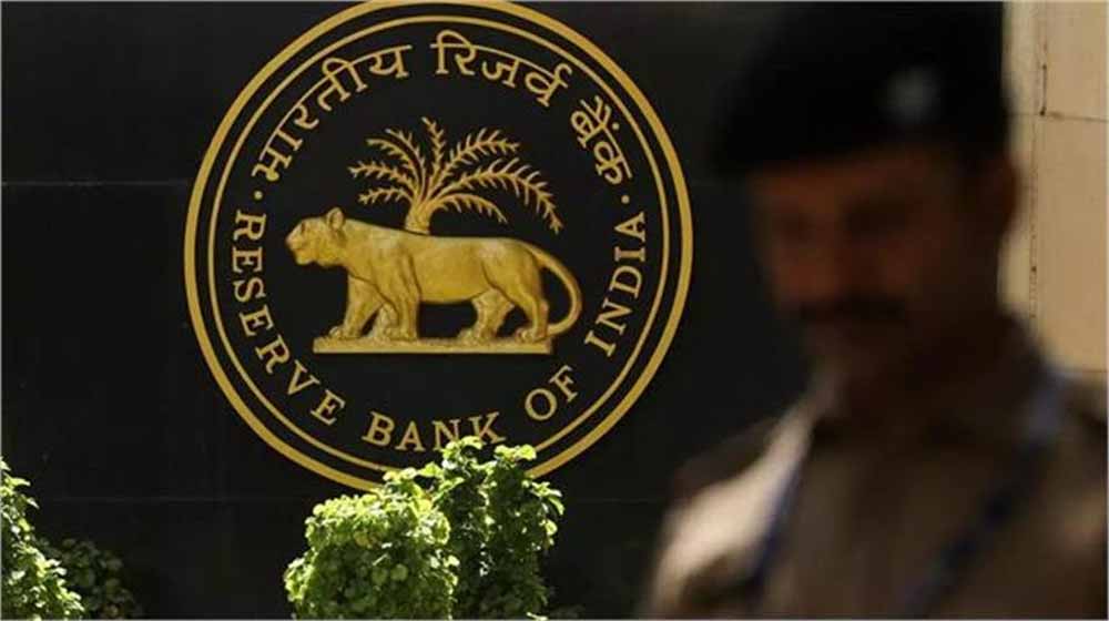 अब Kotak Mahindra Bank ने भी अपने सेविंग अकाउंट पर मिलने वाले ब्याज में कटौती का किया ऐलान अब Kotak Mahindra Bank ने भी अपने सेविंग अकाउंट पर मिलने वाले ब्याज में कटौती का किया ऐलान