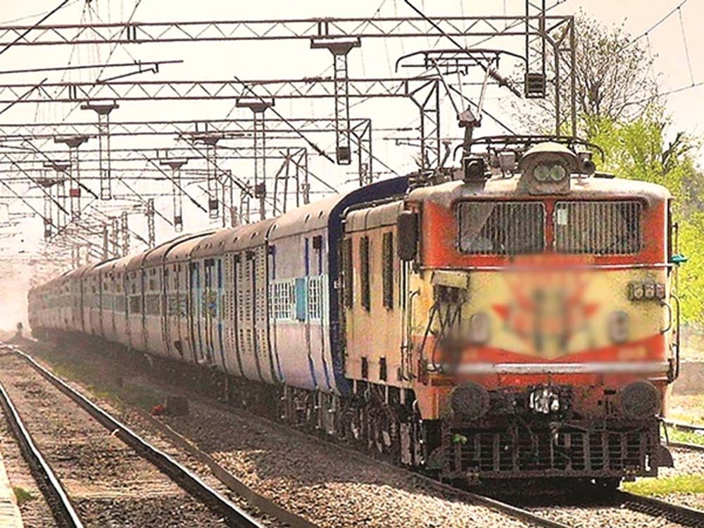 भोपाल मंडल से जाने वाली 26 ट्रेन रहेंगी निरस्त, रेलवे ने दी जानकारी, रेल यात्रियों को होगी परेशानी भोपाल मंडल से जाने वाली 26 ट्रेन रहेंगी निरस्त, रेलवे ने दी जानकारी, रेल यात्रियों को होगी परेशानी