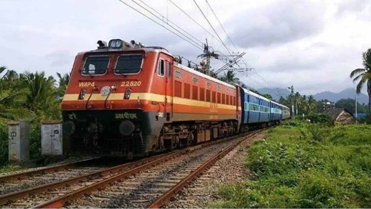 सुलतानपुर से मुंबई के मध्य समर स्पेशल ट्रेन , भोपाल मंडल के बीना, रानी कमलापति, इटारसी स्टेशनों से होकर गुजरेगी सुलतानपुर से मुंबई के मध्य समर स्पेशल ट्रेन , भोपाल मंडल के बीना, रानी कमलापति, इटारसी स्टेशनों से होकर गुजरेगी