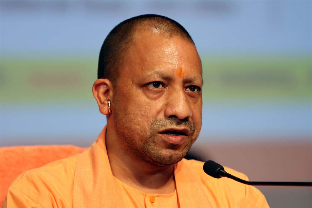 बंगाल जल रहा है और मुख्यमंत्री चुप हैं, दंगाइयों को शांति दूत कहती हैं, लातों के भूत बातों से कहां मानने वाले’ बंगाल जल रहा है और मुख्यमंत्री चुप हैं, दंगाइयों को शांति दूत कहती हैं, लातों के भूत बातों से कहां मानने वाले’