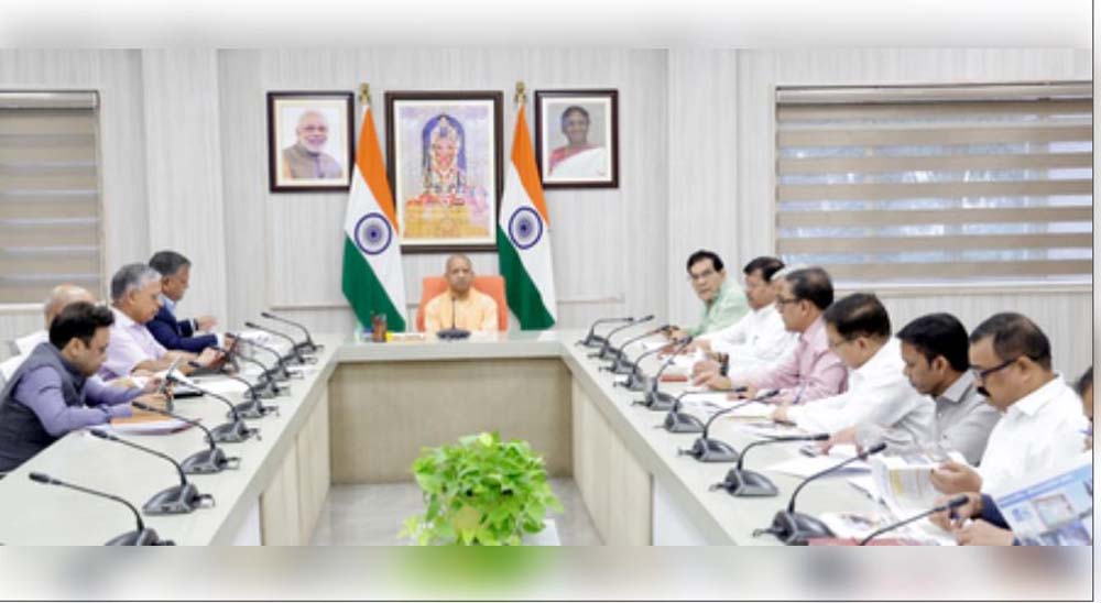 योगी सरकार पिछले आठ वर्षों में प्रदेश के युवाओं को रोजगार उपलब्ध कराने के लिए नए-नए अवसर प्रदान कर रही है योगी सरकार पिछले आठ वर्षों में प्रदेश के युवाओं को रोजगार उपलब्ध कराने के लिए नए-नए अवसर प्रदान कर रही है