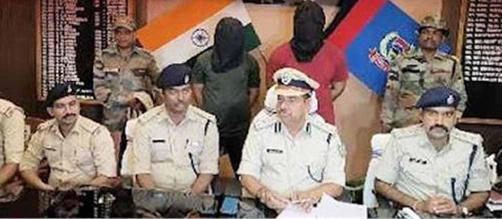 आशिक संग मिलकर करवाई पति की हत्या, पत्नी व प्रेमी सहित तीन गिरफ्तार आशिक संग मिलकर करवाई पति की हत्या, पत्नी व प्रेमी सहित तीन गिरफ्तार