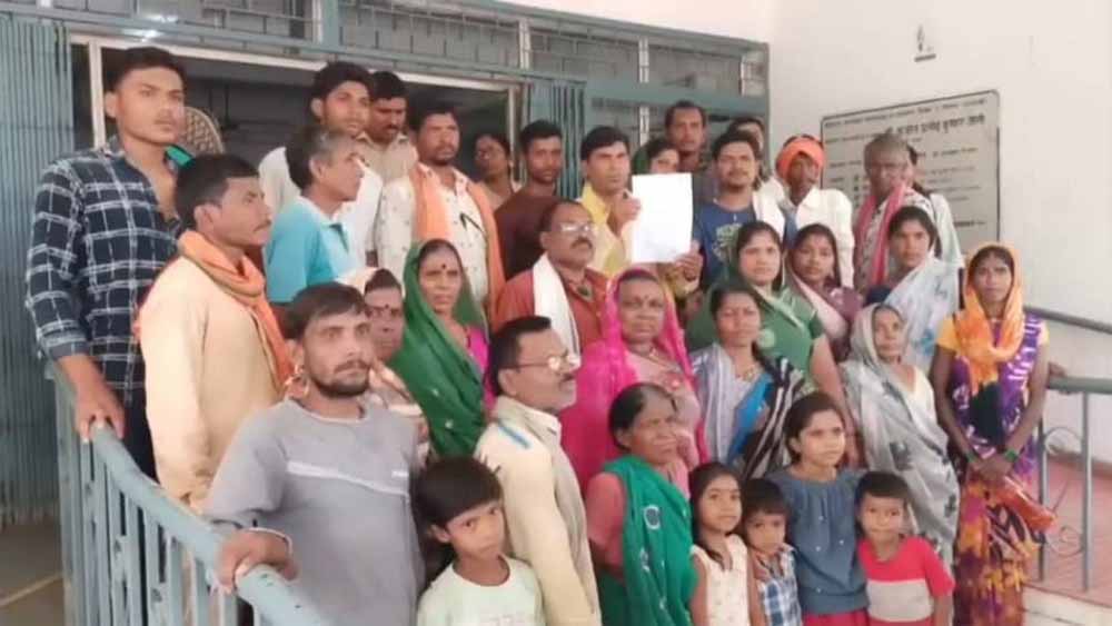 बांस पर निर्भर बांसवार जाति के लोगों को पिछले 10 वर्षों से नहीं मिल पा रहा बांस बांस पर निर्भर बांसवार जाति के लोगों को पिछले 10 वर्षों से नहीं मिल पा रहा बांस