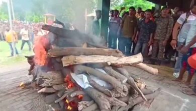 राजकीय सम्मान के साथ शहीद लेफ्टिनेंट शशांक का अंतिम संस्कार