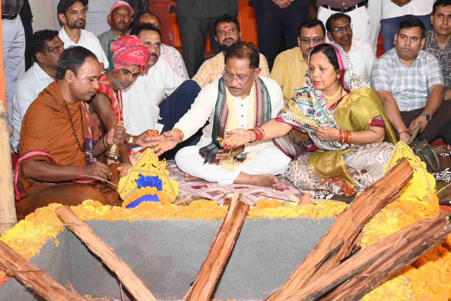 मुख्यमंत्री ग्राम दोकड़ा में भगवान जगन्नाथ मंदिर के प्राण प्रतिष्ठा कार्यक्रम में हुये शामिल मुख्यमंत्री ग्राम दोकड़ा में भगवान जगन्नाथ मंदिर के प्राण प्रतिष्ठा कार्यक्रम में हुये शामिल