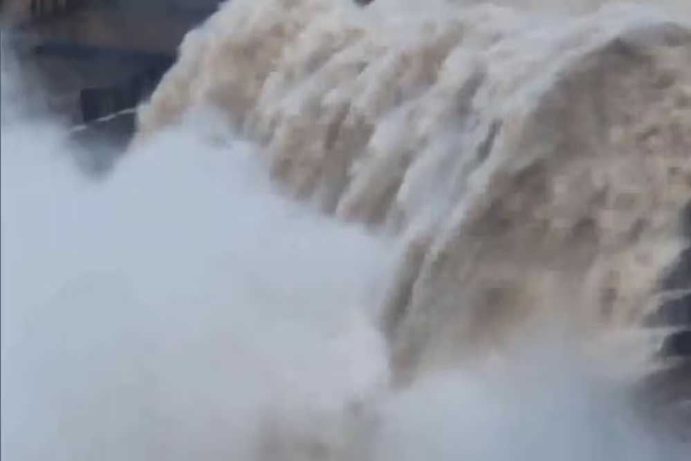 भारत ने फिर किया ‘जल प्रहार’… सलाल डैम के 5 गेट खोले, पाकिस्तान की ओर बढ़ा चिनाब का पानी