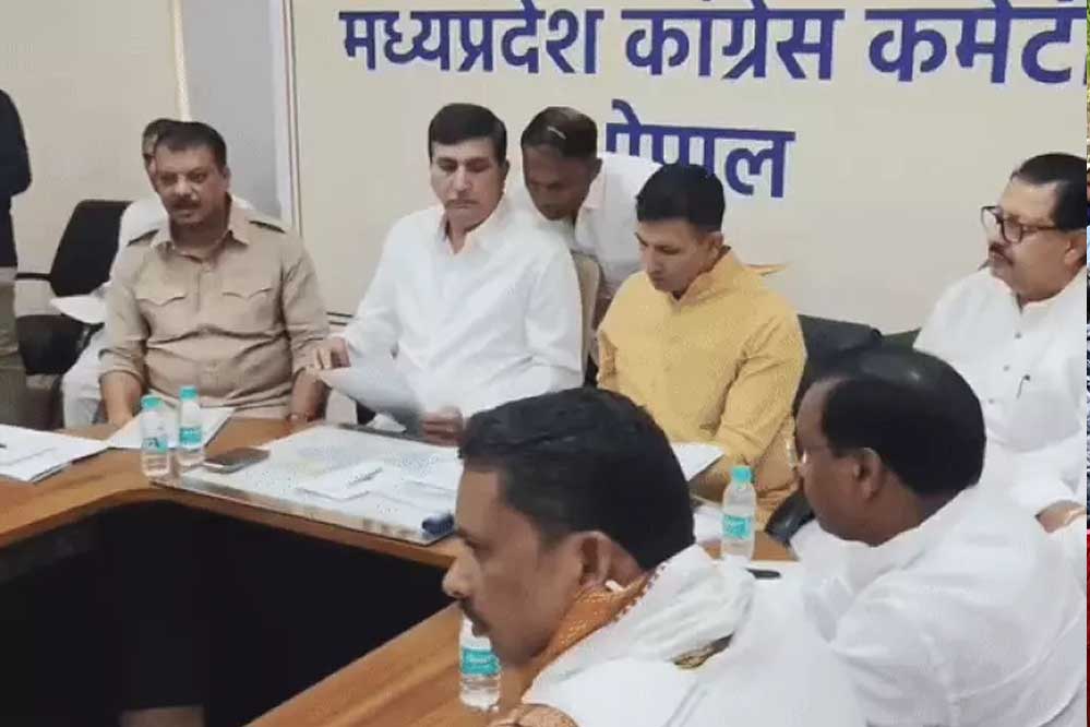 चुनावों में हार और दलबदल के बाद अब कांग्रेस अपने कैडर मैनेजमेंट पर फोकस कर रही