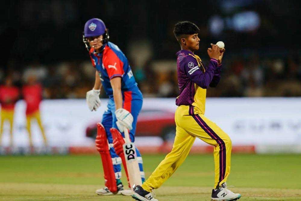 छतरपुर की बेटी का भारतीय महिला क्रिकेट टीम में डेब्यू, सीरीज के फाइनल मैच में क्रांति गौड़ ने किया शानदार प्रदर्शन