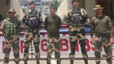 PAK ने BSF जवान को लौटाया… 20 दिन बाद अटारी बॉर्डर से स्वदेश लौटे पूर्णम कुमार शॉ