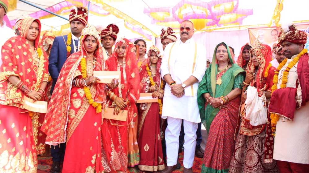 एक बेटी का कन्यादान यज्ञ के समान होता है, जैसीनगर में तो महायज्ञ हो गया है : खाद्य मंत्री राजपूत एक बेटी का कन्यादान यज्ञ के समान होता है, जैसीनगर में तो महायज्ञ हो गया है : खाद्य मंत्री राजपूत