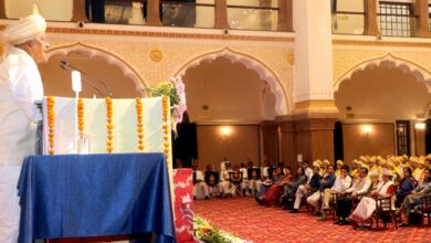 समाज के लिए उपयोगी और सक्षम व्यक्ति बनाना ही शिक्षा : राज्यपाल पटेल