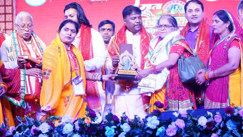 रायपुर : माता कौशल्या के संस्कारों ने बनाया प्रभु श्रीराम को मर्यादा पुरूषोत्तम: केदार कश्यप रायपुर : माता कौशल्या के संस्कारों ने बनाया प्रभु श्रीराम को मर्यादा पुरूषोत्तम: केदार कश्यप