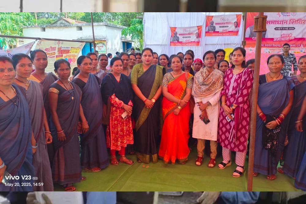 सुकमा : सुशासन तिहार अंतर्गत के ग्राम पाकेला में समाधान शिविर संपन्न सुकमा : सुशासन तिहार अंतर्गत के ग्राम पाकेला में समाधान शिविर संपन्न