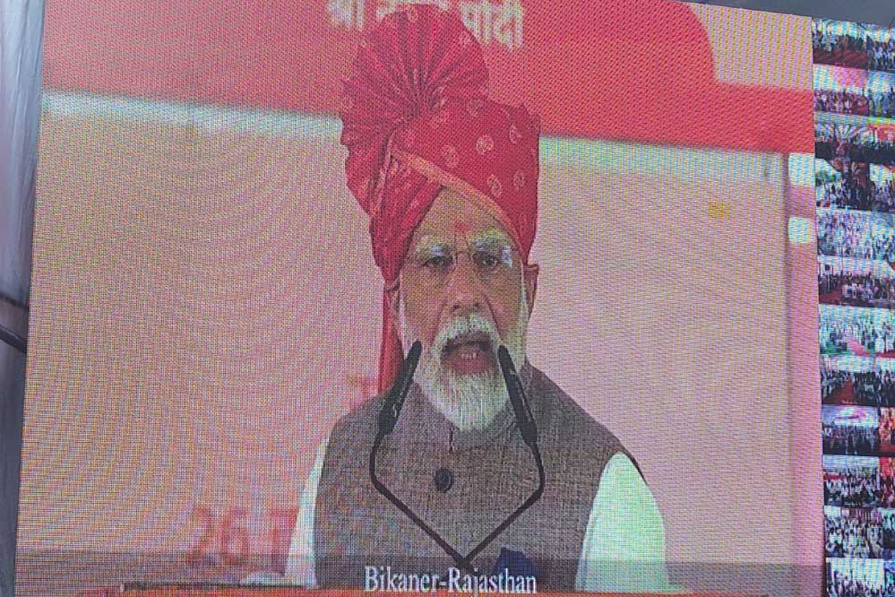 देश के 1300 से अधिक रेलवे स्टेशन अमृत भारत स्टेशन के रूप में होंगे विकसित : प्रधानमंत्री मोदी