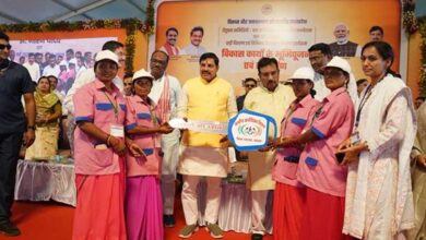 जनजातीय समुदाय को स्व-रोजगार से जोड़ने में लघु वनोपज समितियां सक्षम : मुख्यमंत्री डॉ. यादव