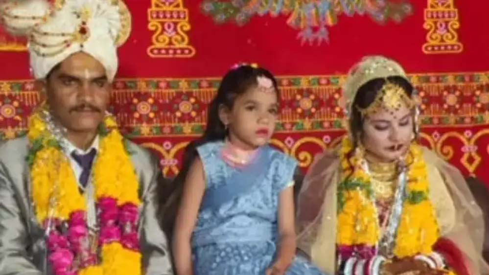 शादी के 27वें दिन ही लुटा दूल्हे का परिवार, नींद की गोली खिलाकर दुल्हन हुई फरार शादी के 27वें दिन ही लुटा दूल्हे का परिवार, नींद की गोली खिलाकर दुल्हन हुई फरार